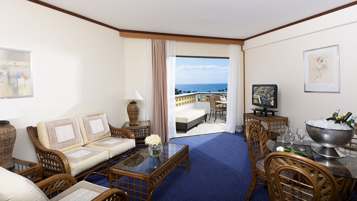 Executive 1Bedroom Suite Sea View